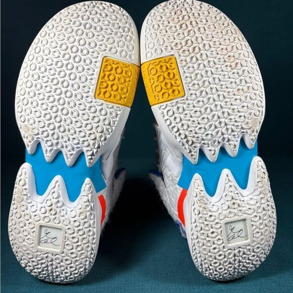 Size 7Y/8.5Women - Nike Jordan Why Not 0.2 OKC Home shoes - Picture 8 of 9